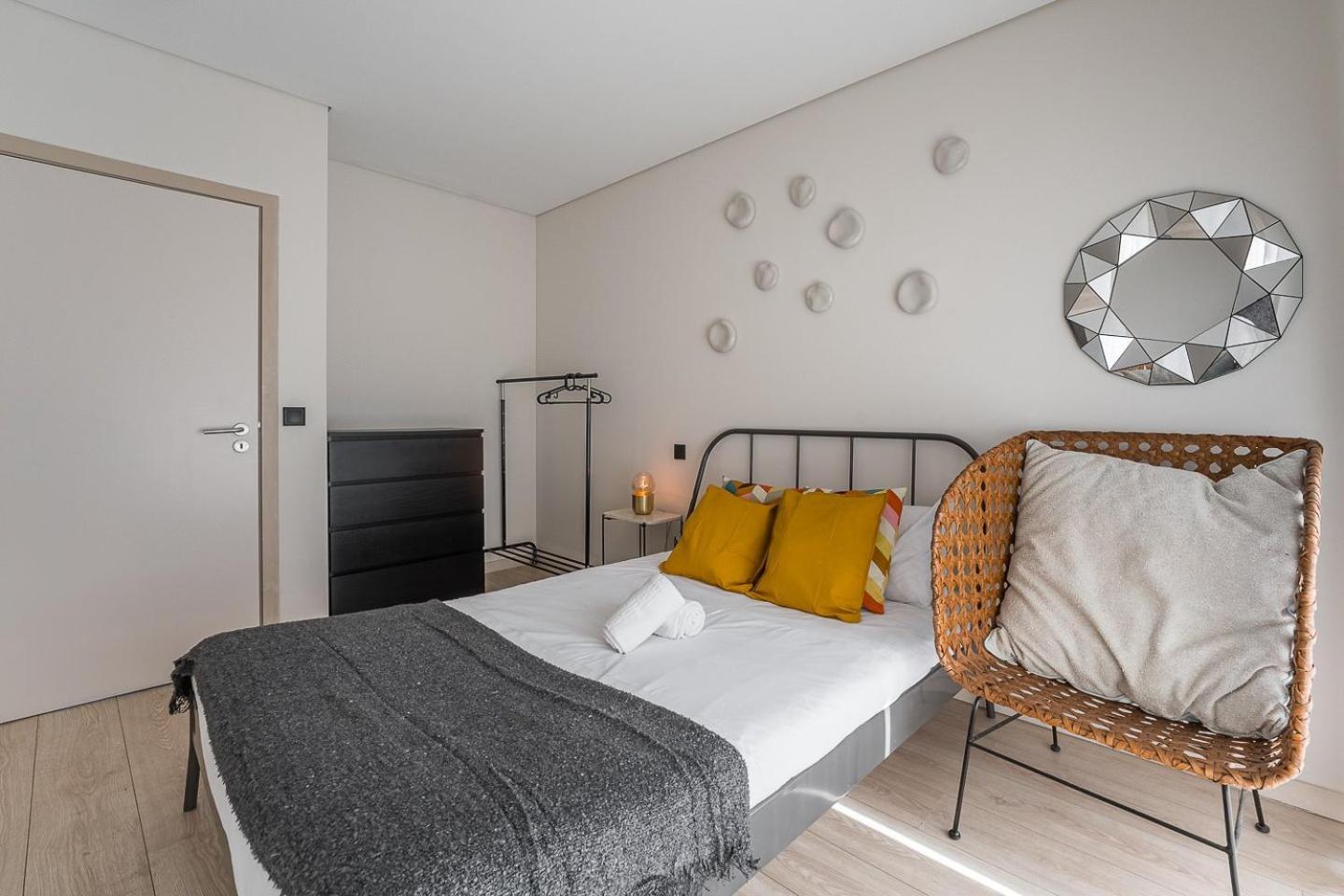 Guestready - Quental Wallpaper Near Marques Square Porto Exterior photo